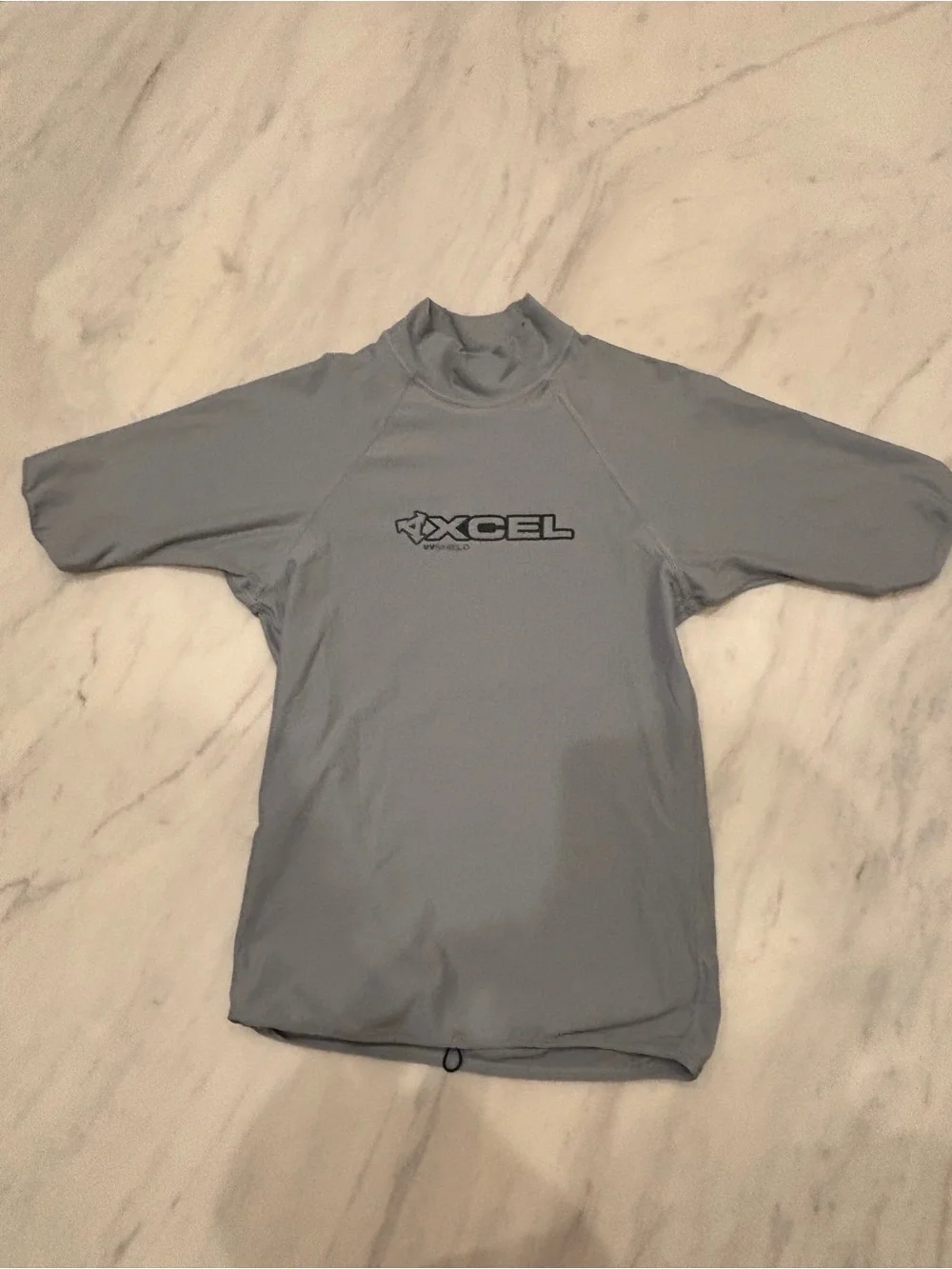 Xcel Men's Light Gray Short Sleeve Rash Guard